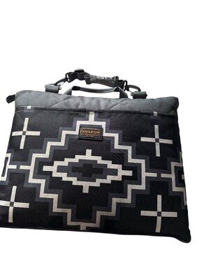 NWOT Pendleton Black & Grey 60X72” Quilted Travel Blanket With Carry Strap